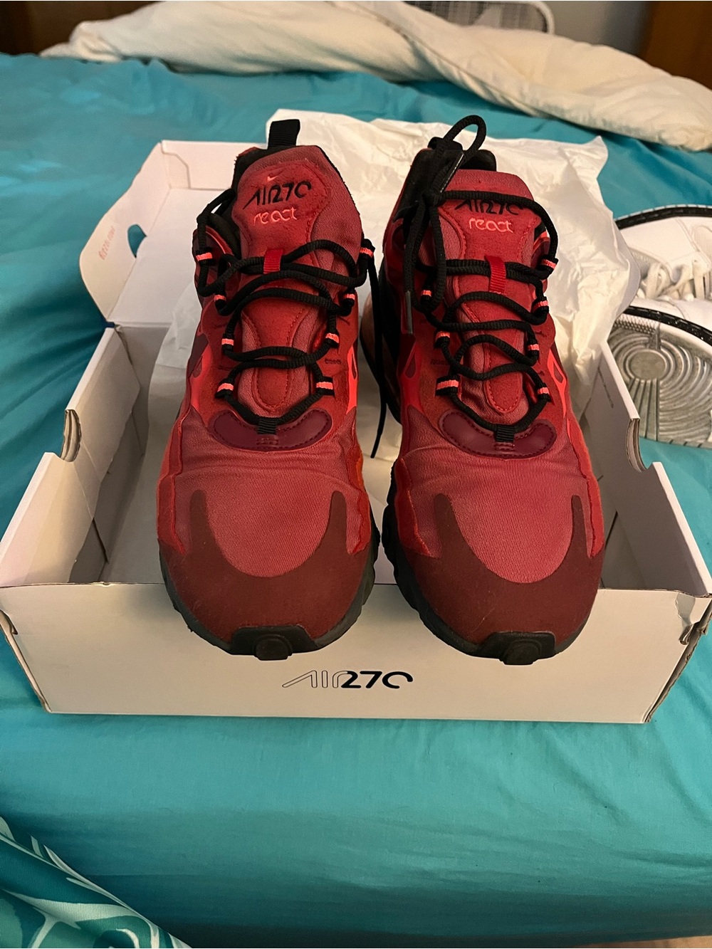 Nike Airmax 270 React